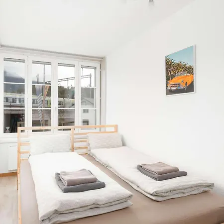 3br Center Parking & Balcony Near Interlaken
